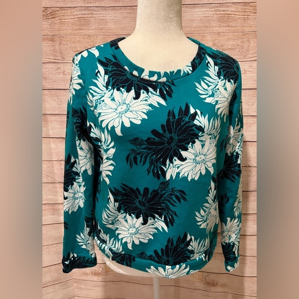 The Loft Sweatshirt Pullover Floral Green Black White Size medium 100% Cotton